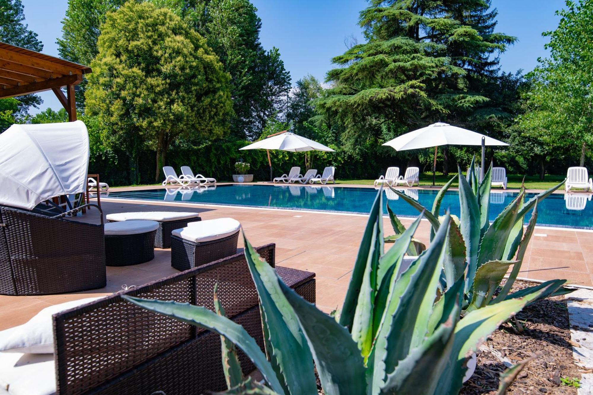 Villa Vitti'S - Verona Est Camping San Martino Buon Albergo Exterior foto